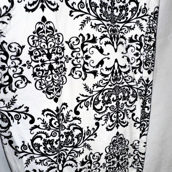 Kut from the Kloth Womens Sz 12 Black White Brigitte Ankle Skinny Pattern Jeans - Picture 2 of 10